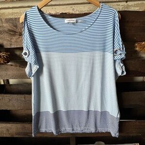 🟠CALVIN KLEIN Cold-Shoulder Short Sleeve Top in Blue Stripes MED